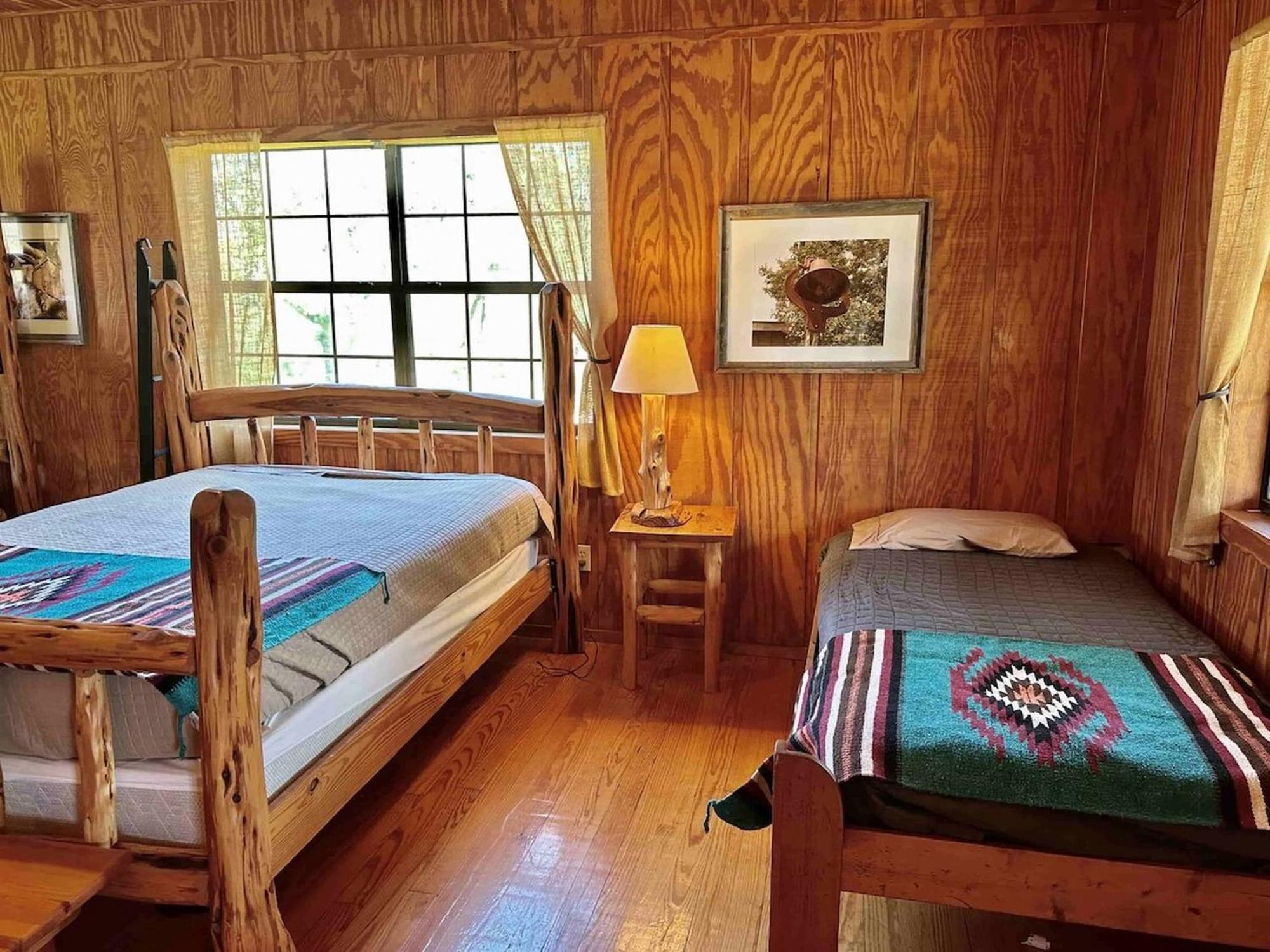 Crc Ranch Retreat Hotell Bandera Rum bild